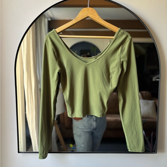 LULULEMON | align long sleeve | size 6 - Picture 4 of 6